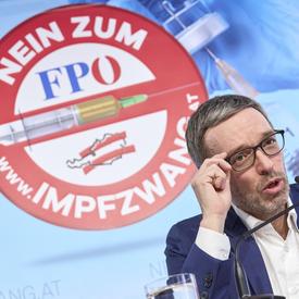 PK FPÖ Kickl zu verbotenen Anti-Coronamassnahmen 300121