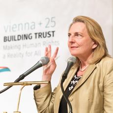 AM Kneissl lud zu Konferenz - Vienna+25: Building Trust – Making Human Rights a Reality for All - 220518