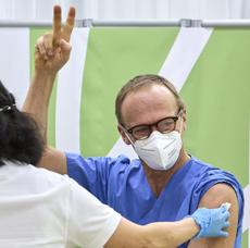 Erste Coronavirus Impfungen in Österreich 271220