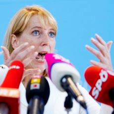 Bures stellt erstes SPÖ-Wahlplakat vor 310708